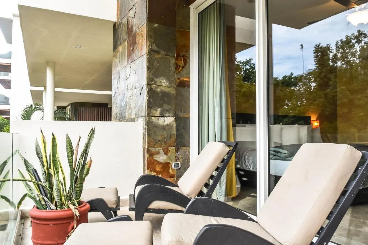 Mamitas Village By Casago Playa del Carmen 3*,